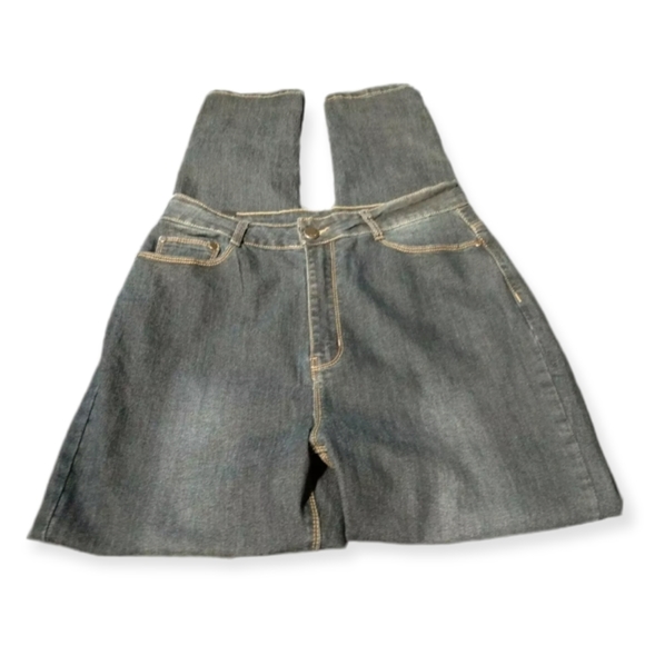 U W J Woman Blue Jeans SZ 15/16 High Rise Mom Jeans Stretch - Picture 2 of 7